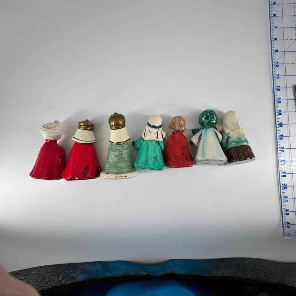 Vintage Chalkware Nativity Set 7 Pc Hand Painted MY Korea Figurines